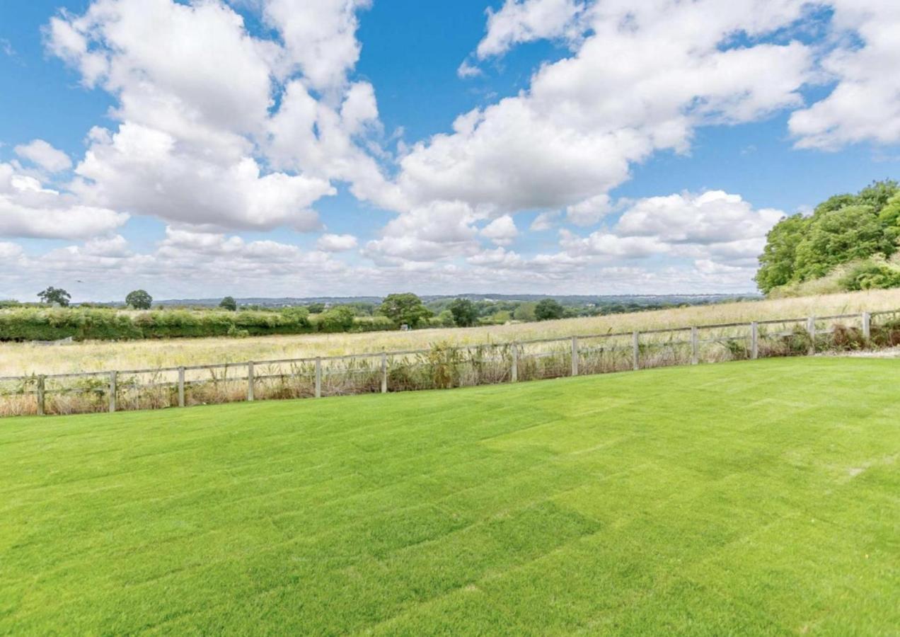Fawn Cottage Disabled Adapted 3 Bedroom Hot Tub Coughton Eksteriør bilde